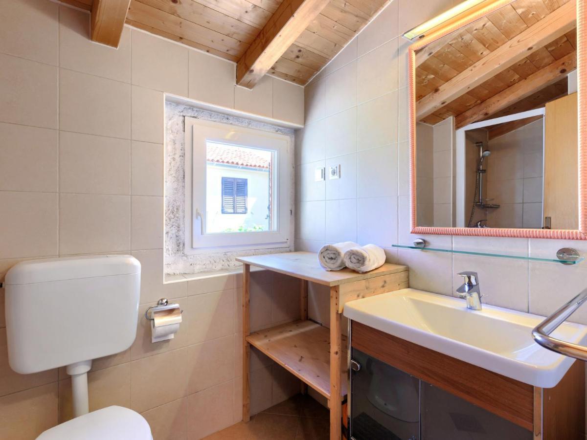 Holiday Home Pinia I - Kst126 By Interhome Kastelir Exterior photo
